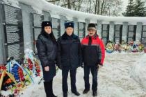 сотрудники полиции почтили память воинов-героев2